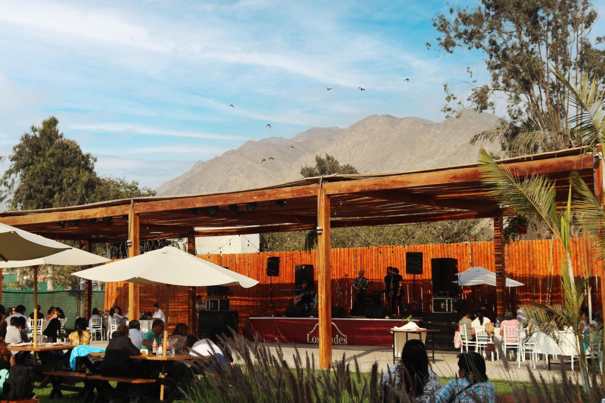 Los Andes - Restaurant & Bungalows Cieneguilla Exterior photo