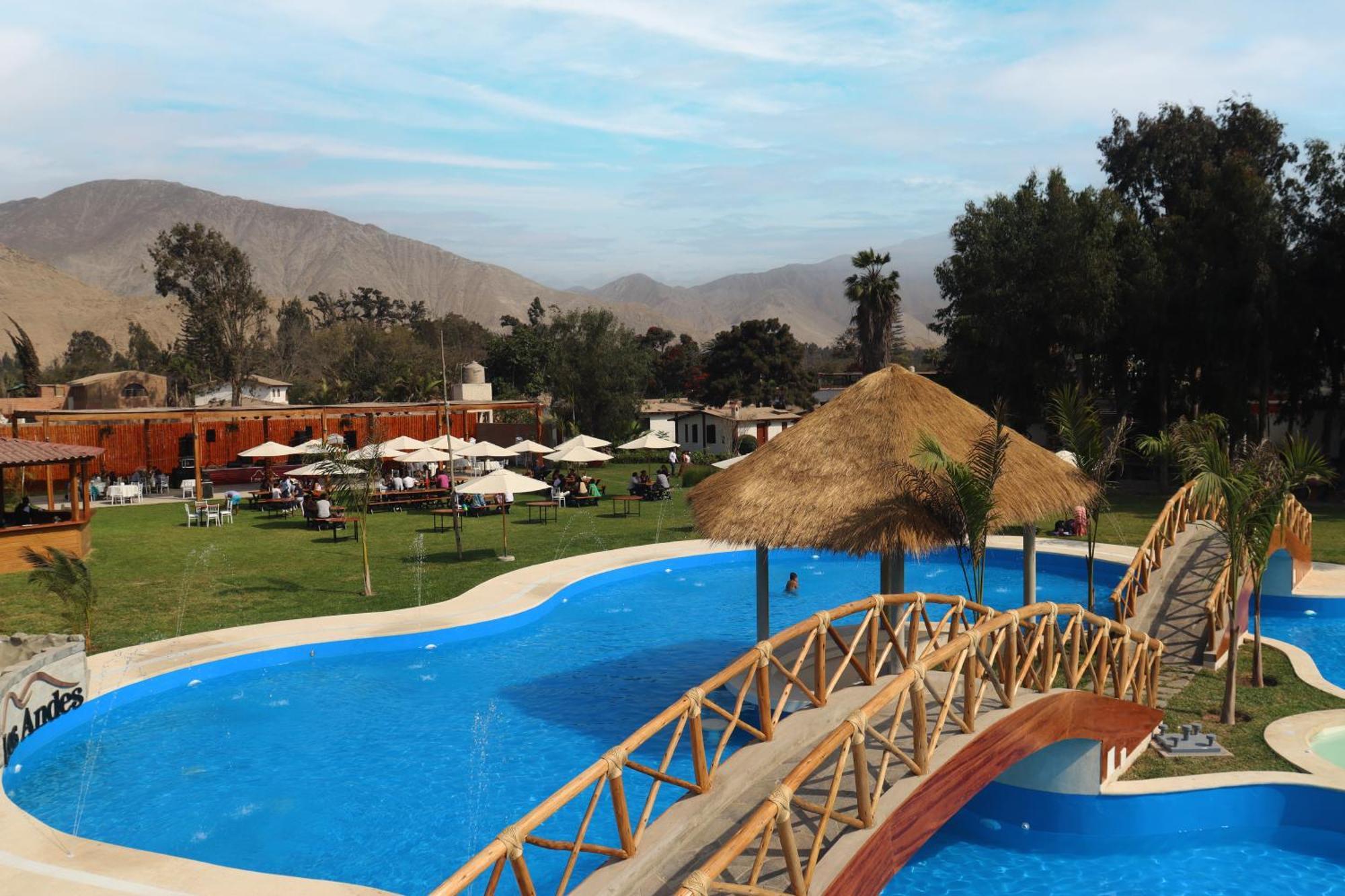 Los Andes - Restaurant & Bungalows Cieneguilla Exterior photo